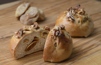 黒糖いちじくブレッド