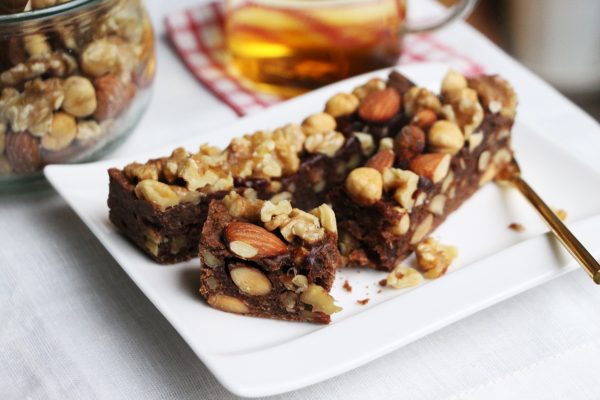 今年の冬は、「ロカボナッツ」で体を引き締める！