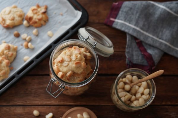 マカダミアナッツクッキー。