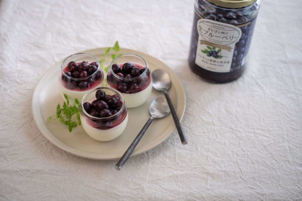 ブルーベリーのパンナコッタ。