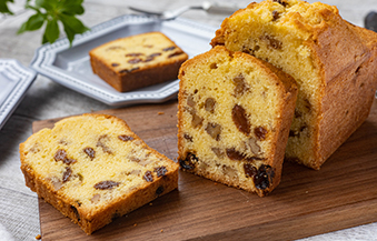 サルタナレーズンとクルミのパウンドケーキ