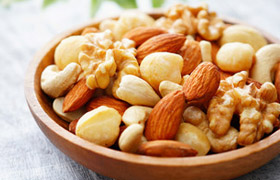 ロカボナッツがダイエットに効果的と言われる理由｜栄養素も解説