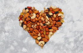 ナッツはコレステロールを下げる？おすすめのナッツと食べ方