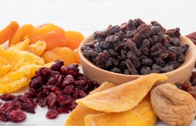 ドライフルーツは糖質が多い？ダイエット中におすすめの食べ方・選び方
